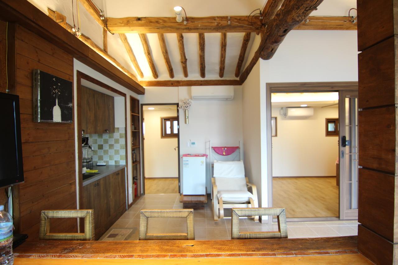 Eunhaengro 86.2 Hotel Jeonju Exterior foto