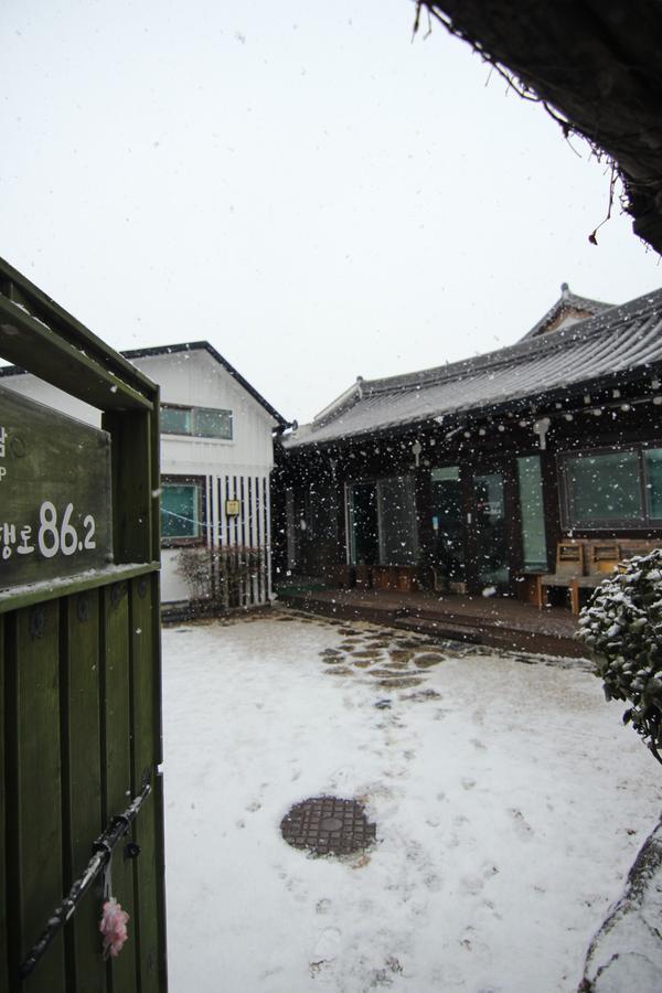 Eunhaengro 86.2 Hotel Jeonju Exterior foto