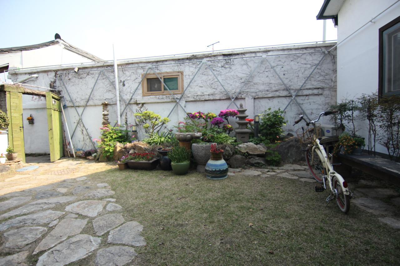 Eunhaengro 86.2 Hotel Jeonju Exterior foto
