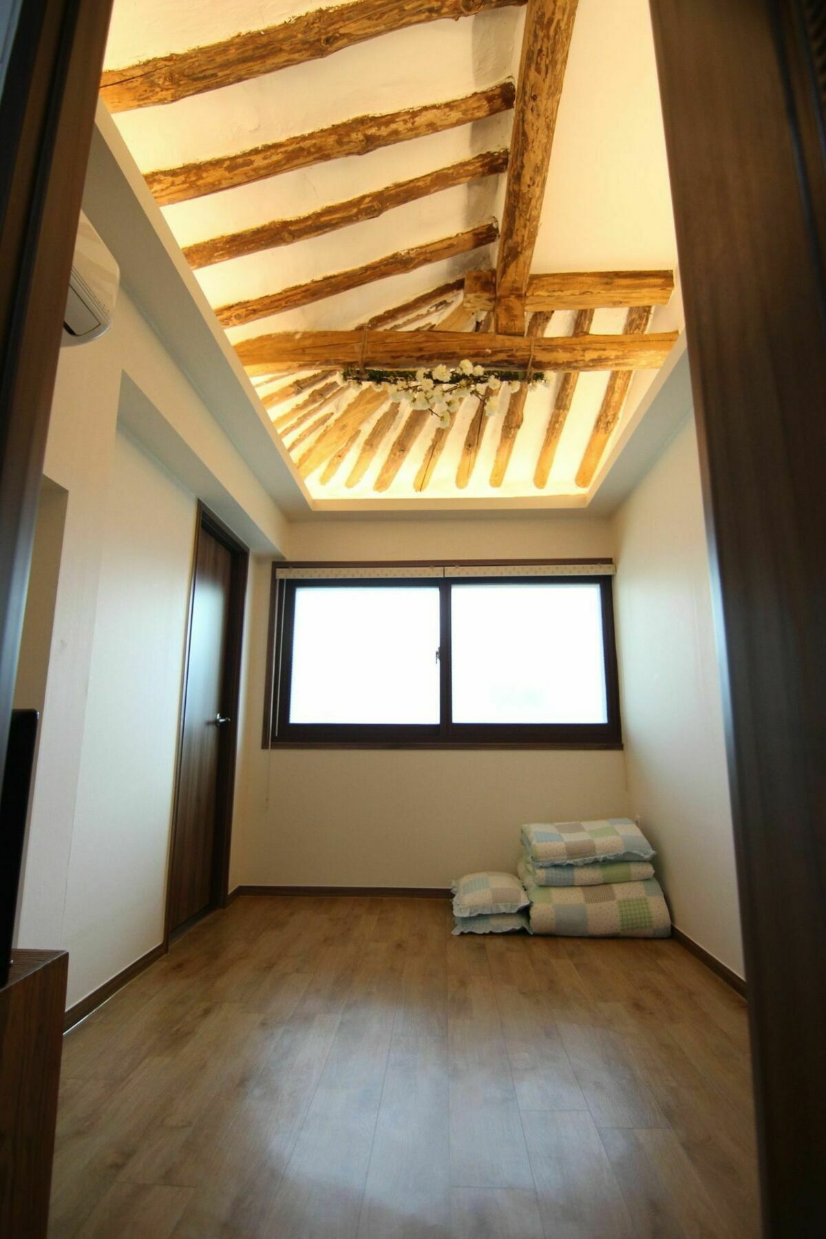 Eunhaengro 86.2 Hotel Jeonju Exterior foto